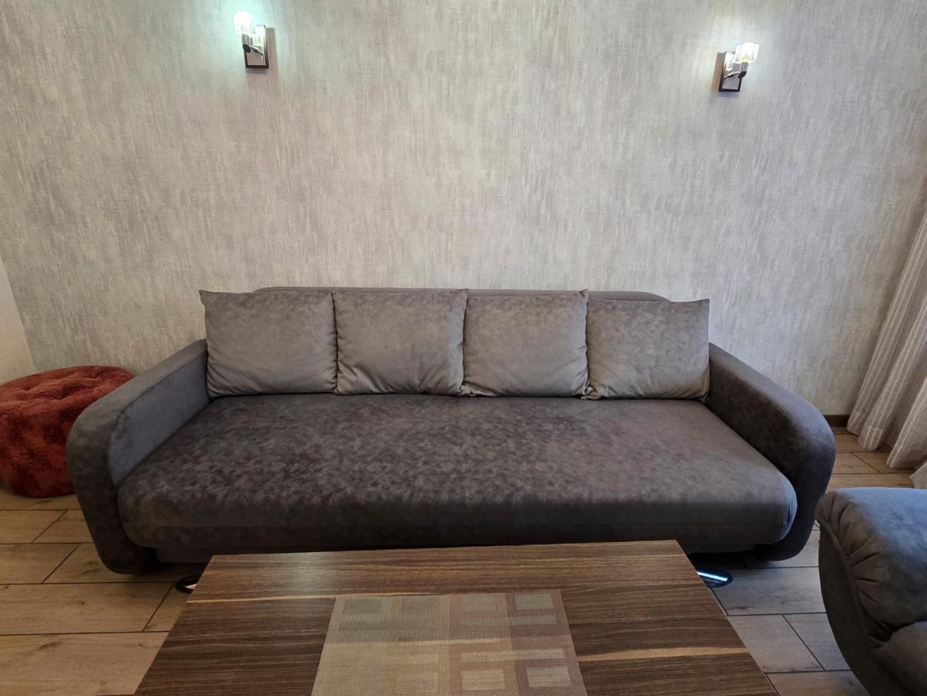 Home Hotel Apartments On Kontraktova Ploshcha เคียฟ ภายนอก รูปภาพ